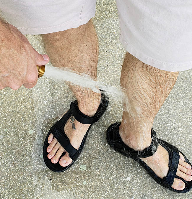 Rinse off after going in the water during a red tide